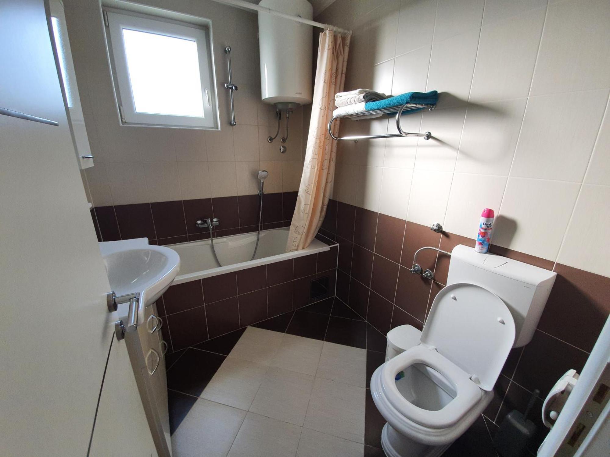 Apartmani Bozic-Tokic クルク エクステリア 写真